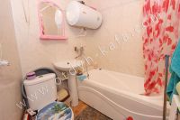 Феодосия: квартиры на лето, выгодно с Отдых-Кафа - Современная ванная